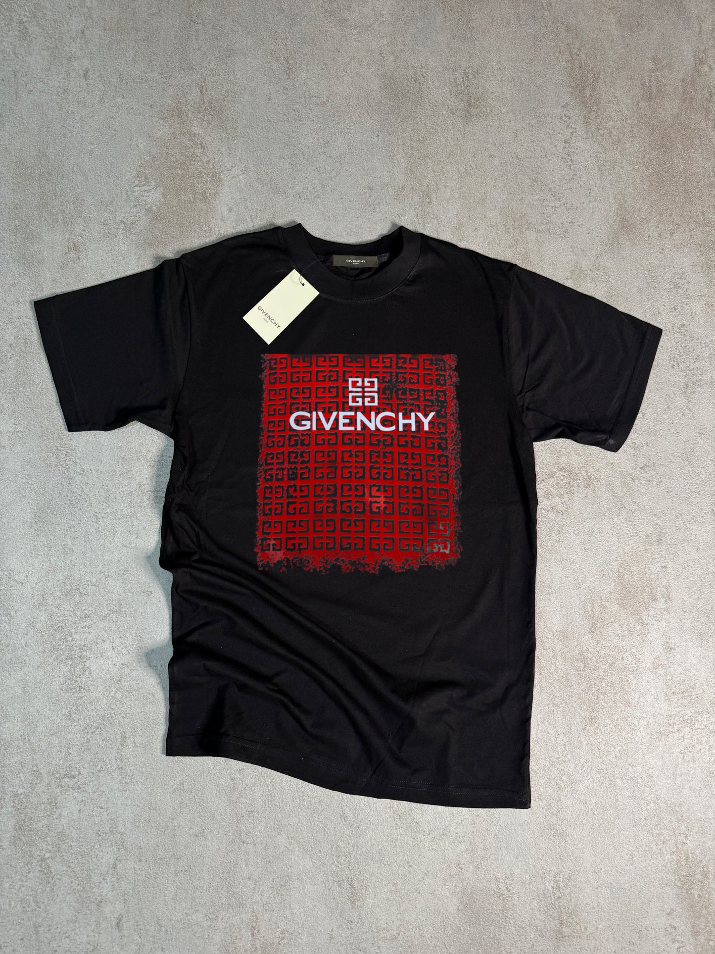 CAMISETA GIVENĆHY