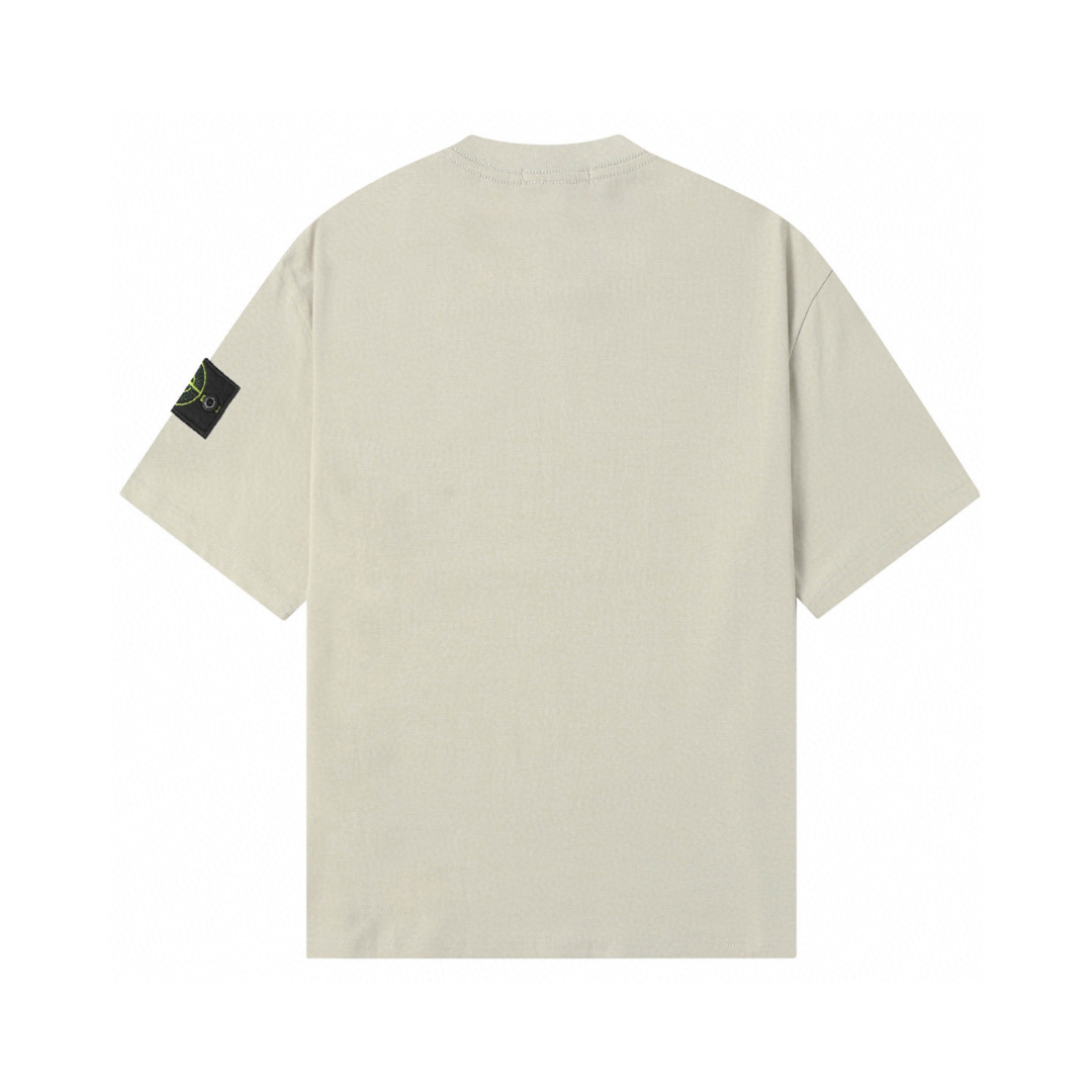 Monochromatic T-shirt