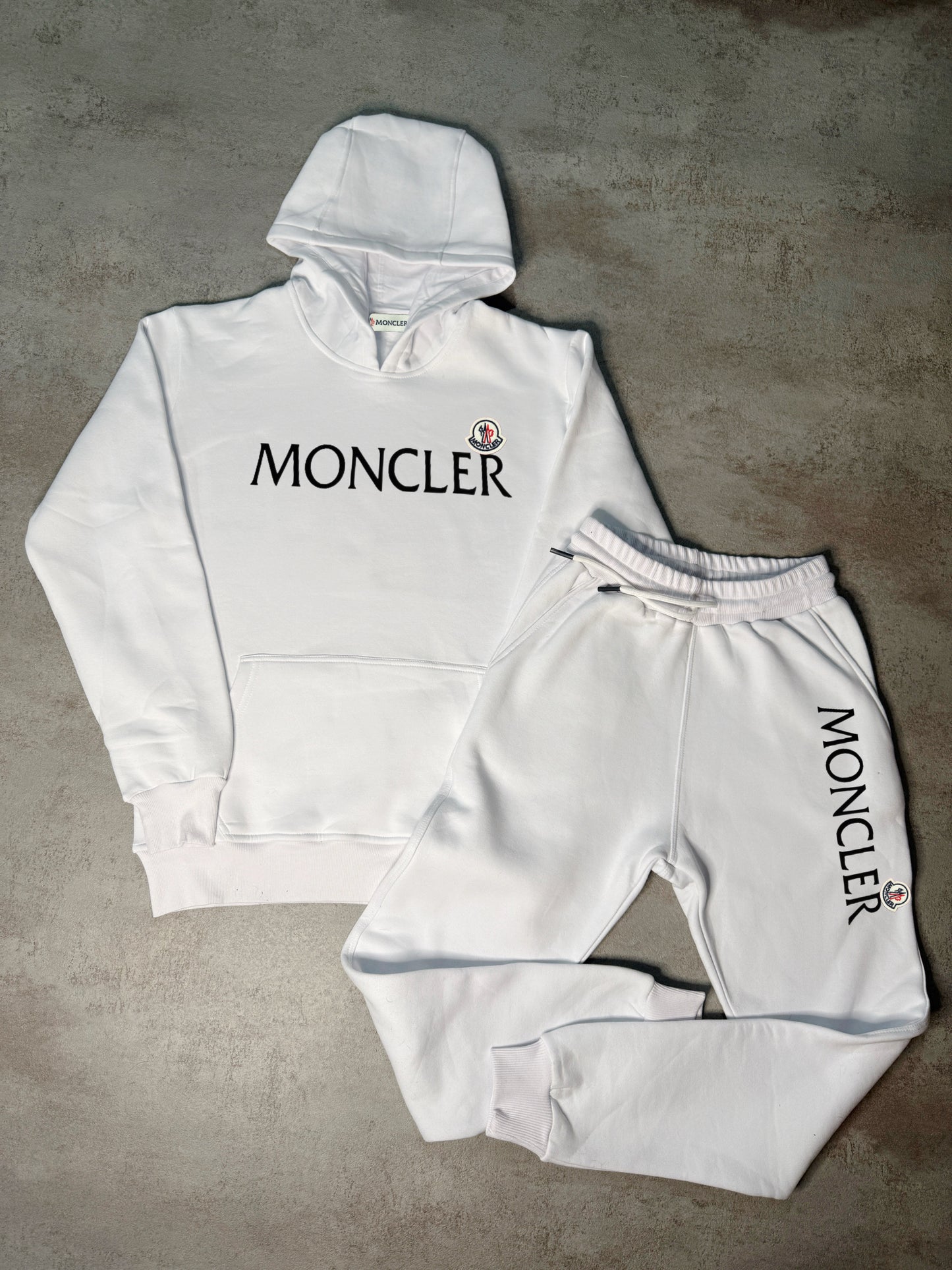 CHANDAL MONCL£R