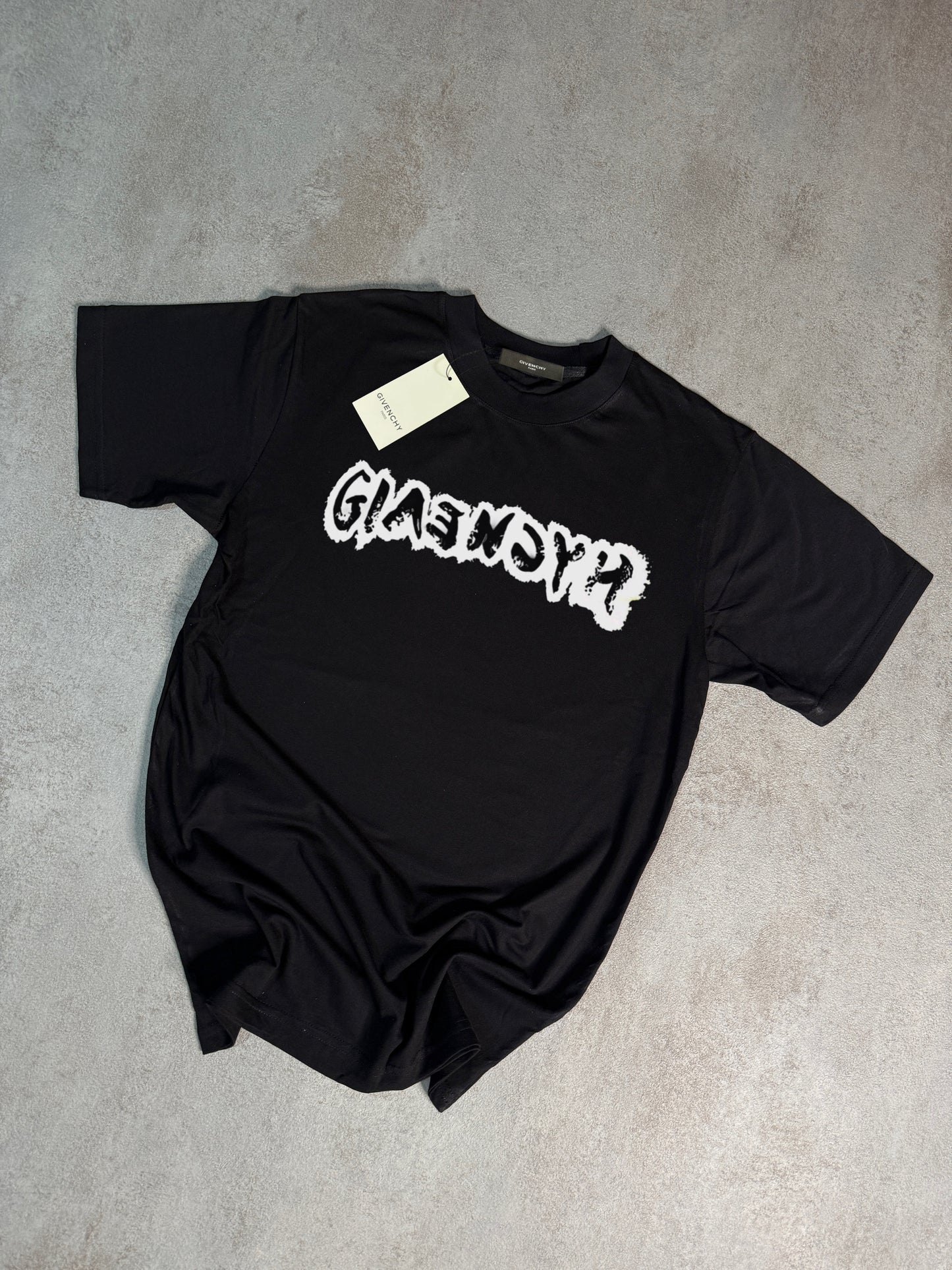 CAMISETA GIVENĆHY