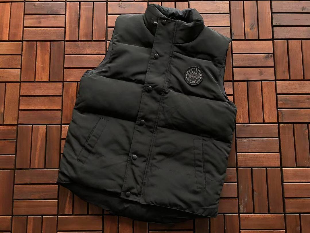 C🔥N🔥🔥A G🔥🔥🔥E DOWN VEST