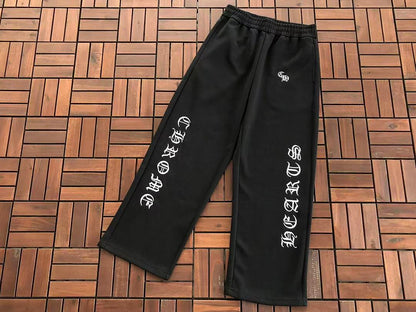 CH🔥OM🔥 HE🔥RTS TROUSERS