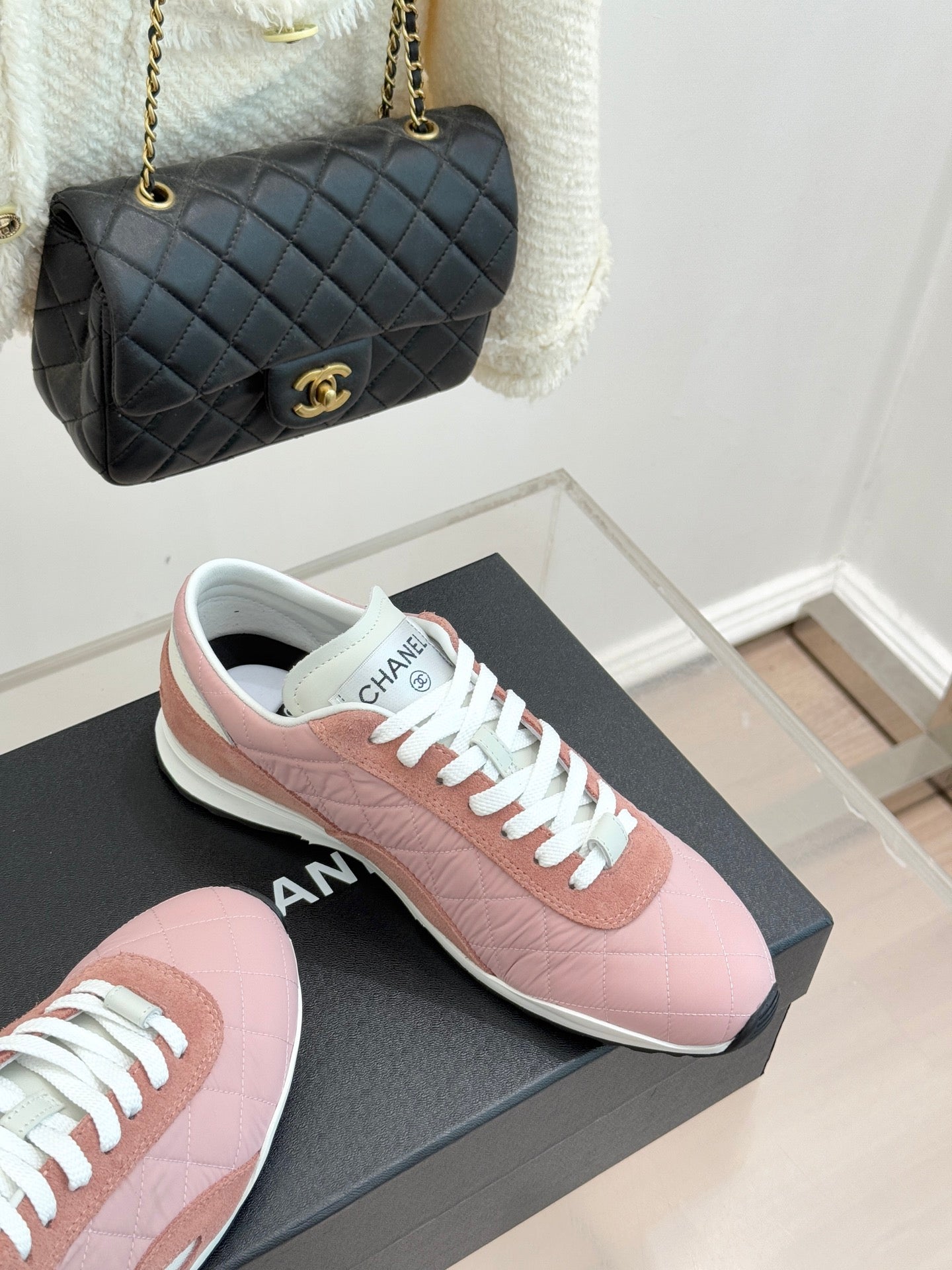 Cruise 2025/26 Trainers Cream Pink Suede Fabric