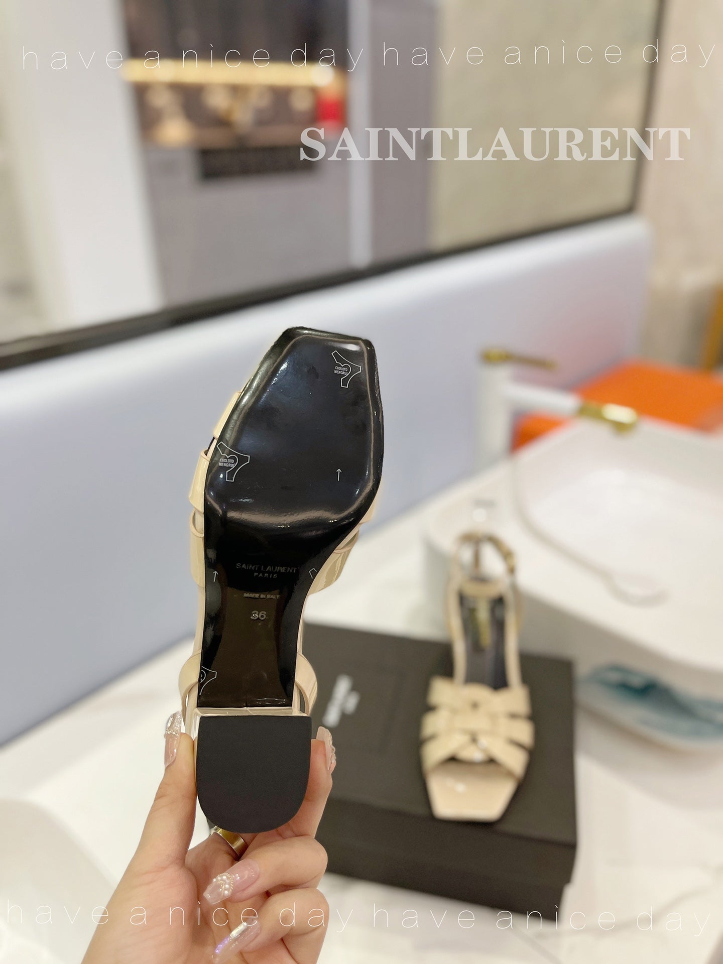 Saint Laurent