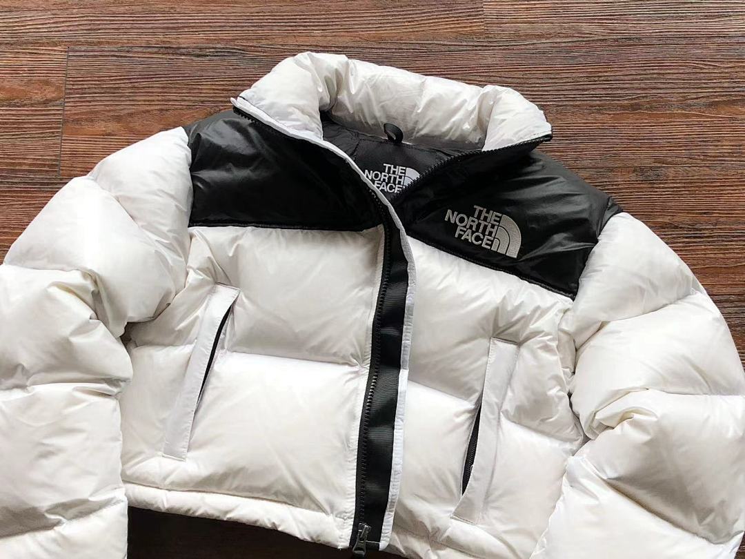 🔥SALE 🔥husky 11⬅️ 🔥 Women’s Nuptse Short Jacket