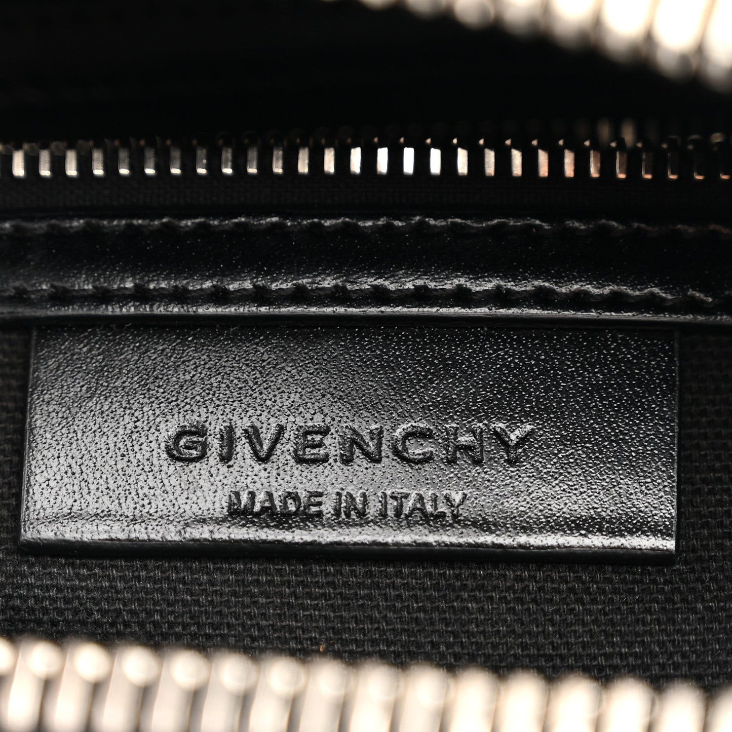Shiny Lord Calfskin Small Antigona Black