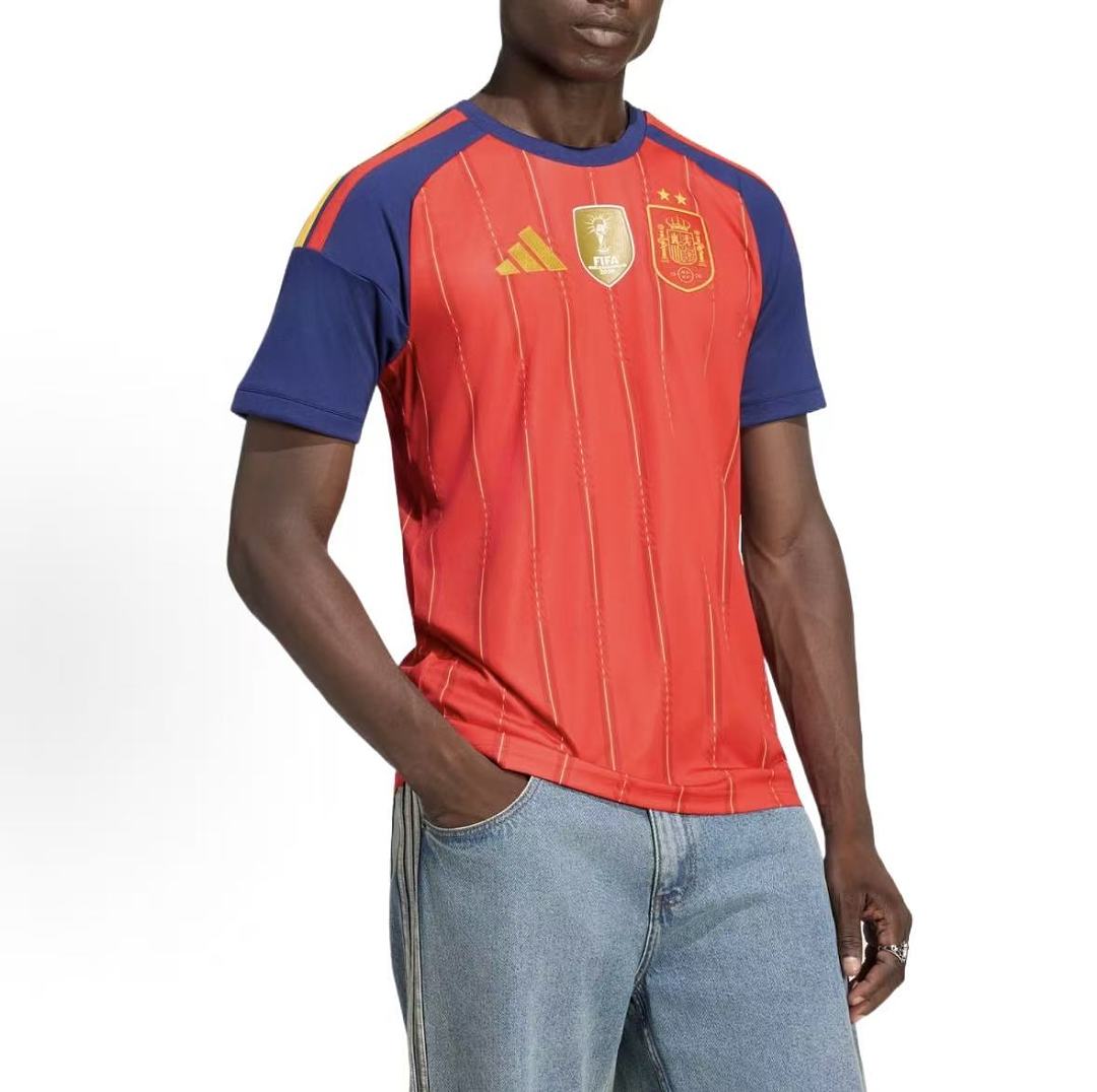 FOOTBALL T-SHIRT