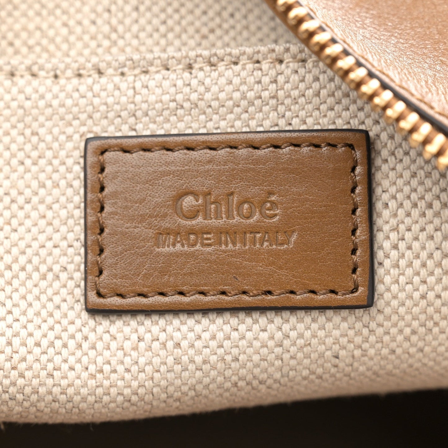 Chloé