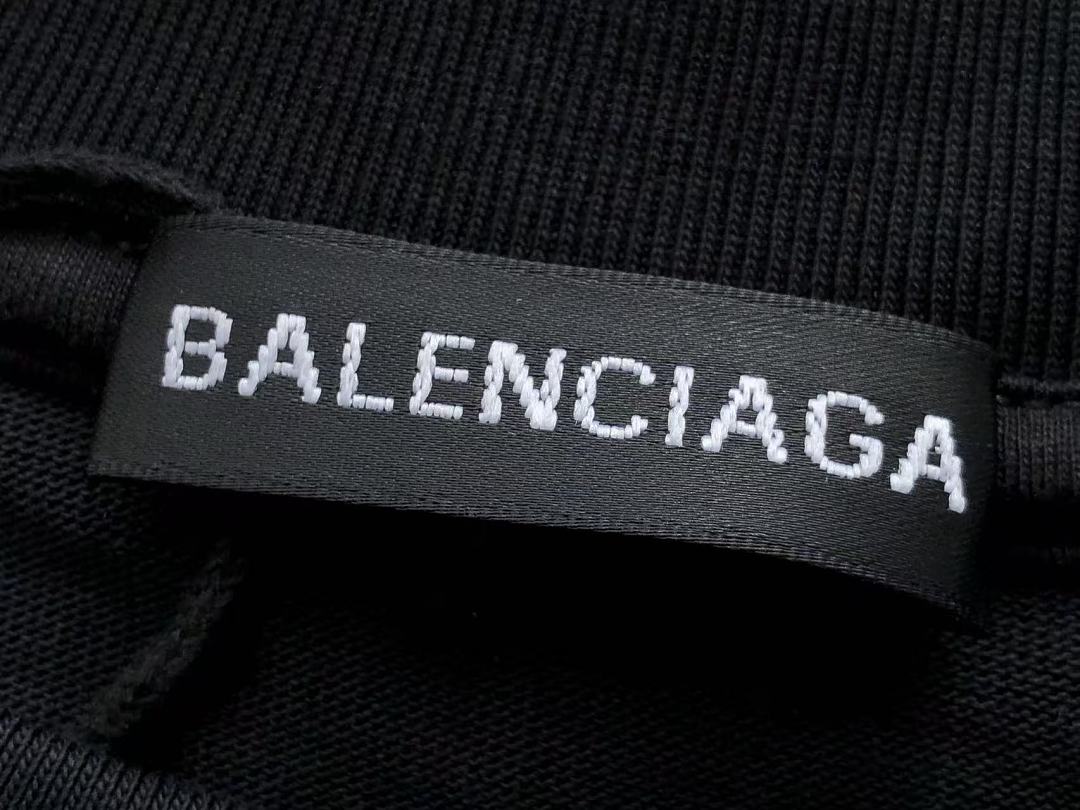 B🔥L🔥🔥🔥IA🔥A T-SHIRT