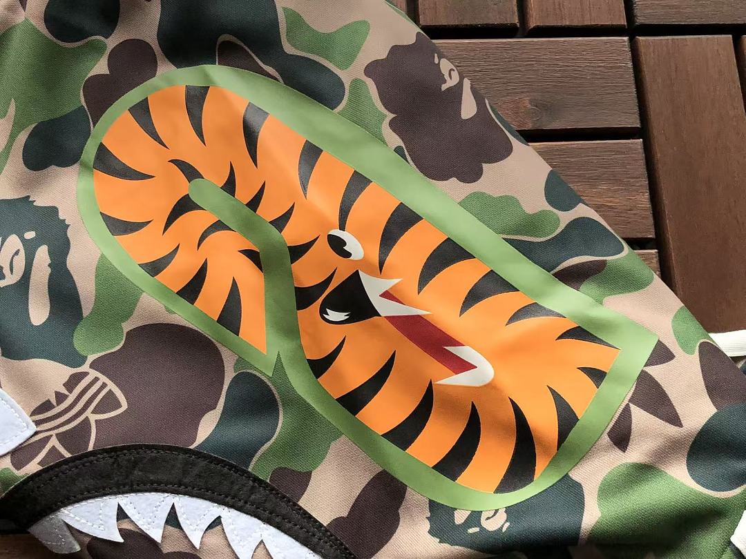 BAPE & 🔥DI🔥AS HOODIE