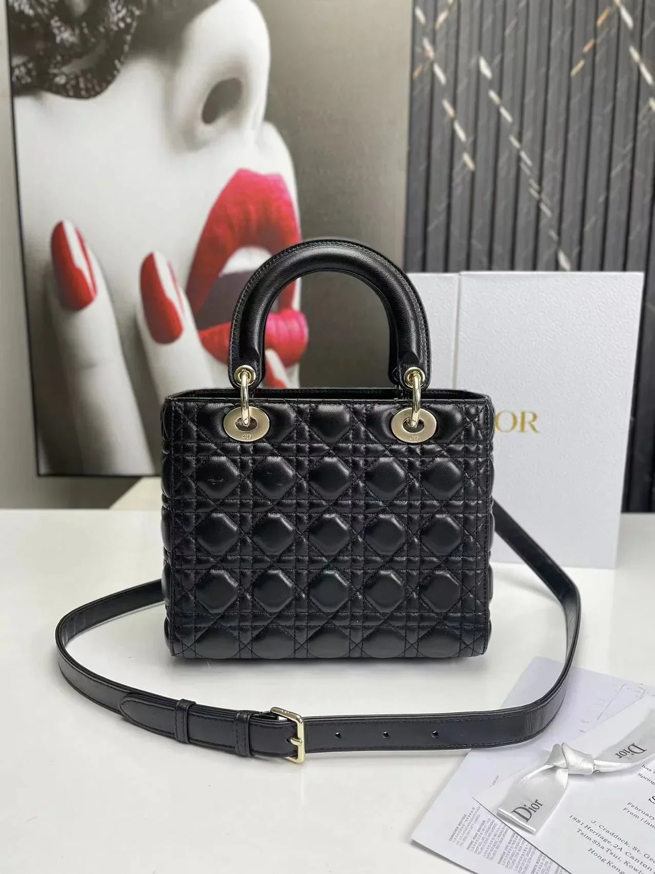 DIOR