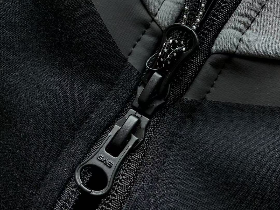 TF 2025 IH4302-010 zip-up coat IH4303-010 pants