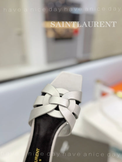 Saint Laurent