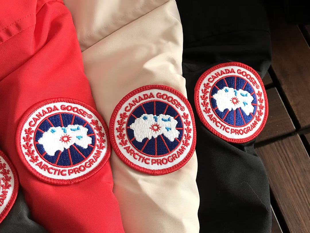 C🔥N🔥🔥A G🔥🔥🔥E WOMAN DOWN JACKET