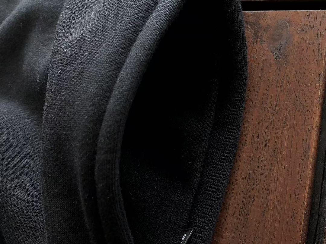KARL LAGERFELD SWEATER
