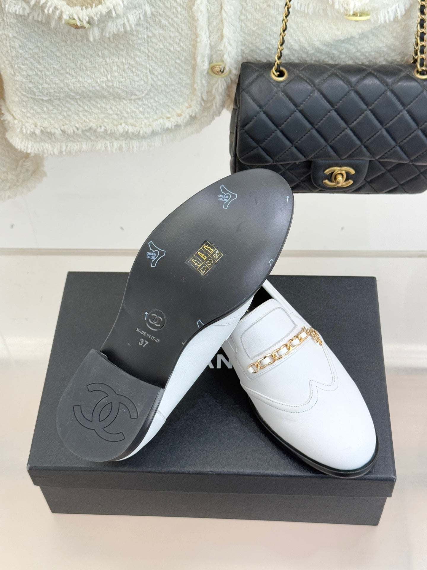 CHANEL
