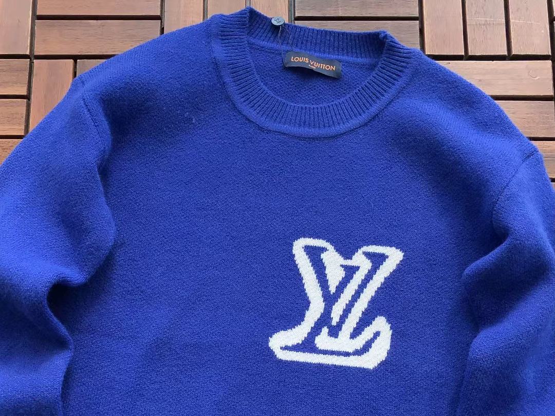 L🔥SWEATER