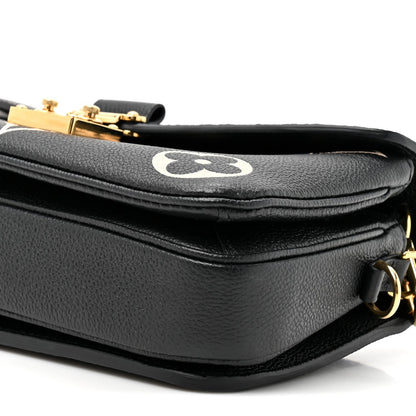 Empreinte Monogram Giant Pochette Metis East West Black Beige