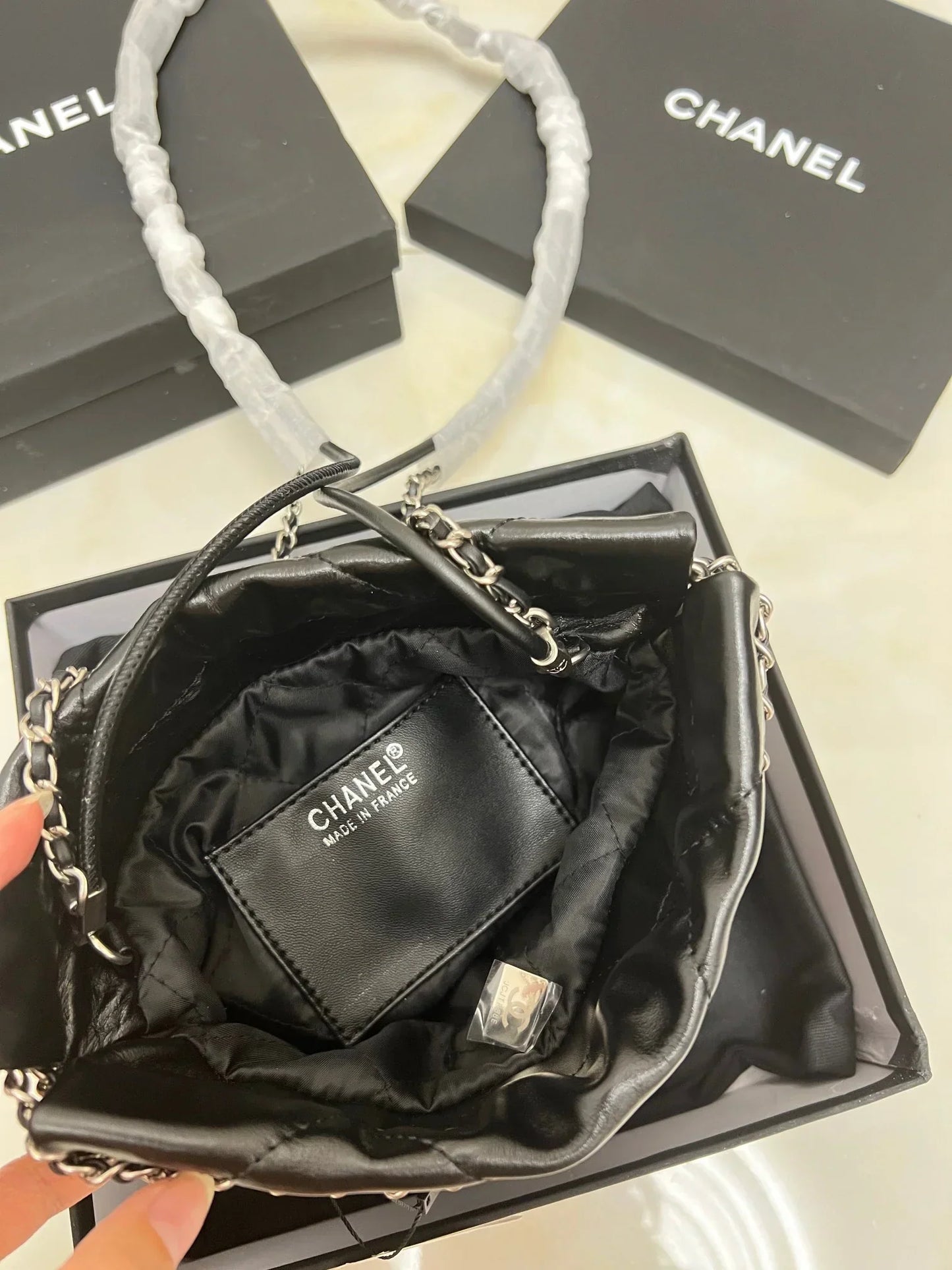 CHANEL22 Hand Bag In Black Silver Hardware Size 20x18x6 cm