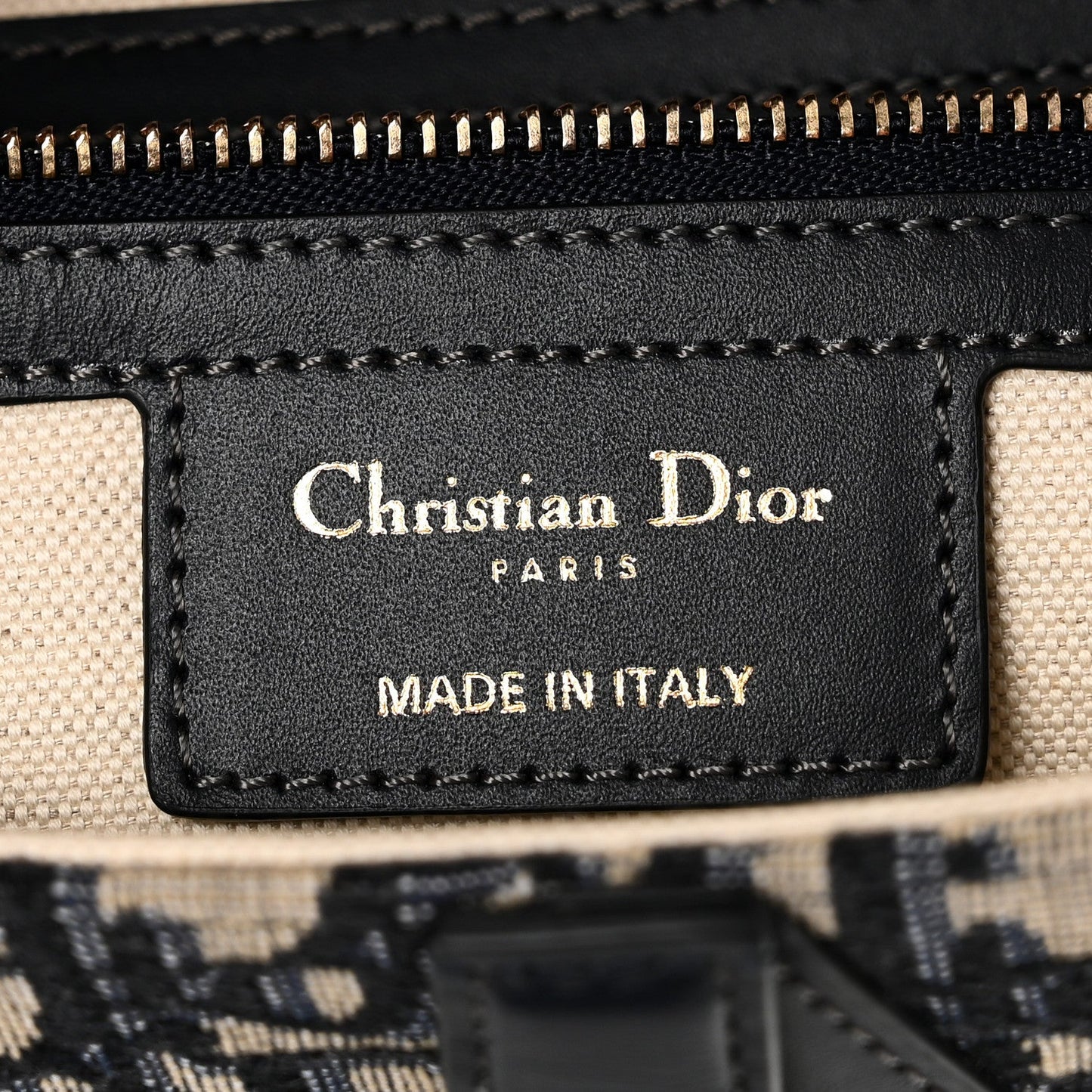 DIOR