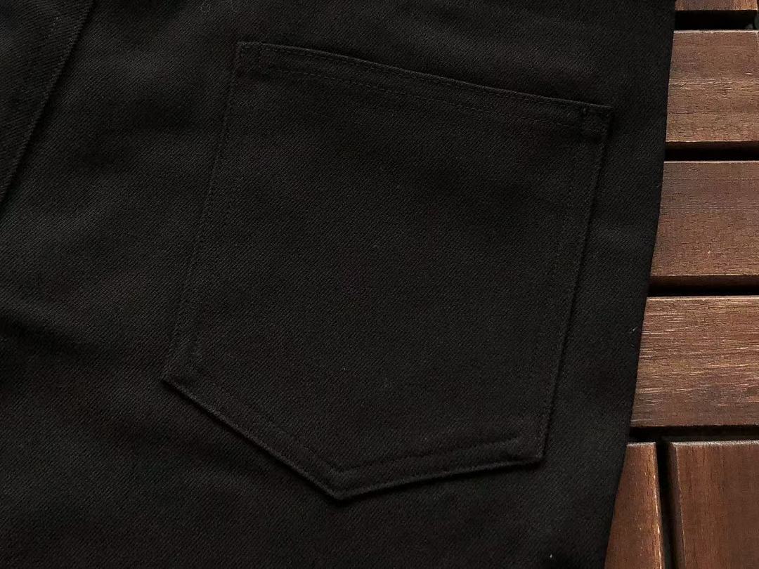 M🔥IS🔥N M🔥R🔥IE🔥A JEANS