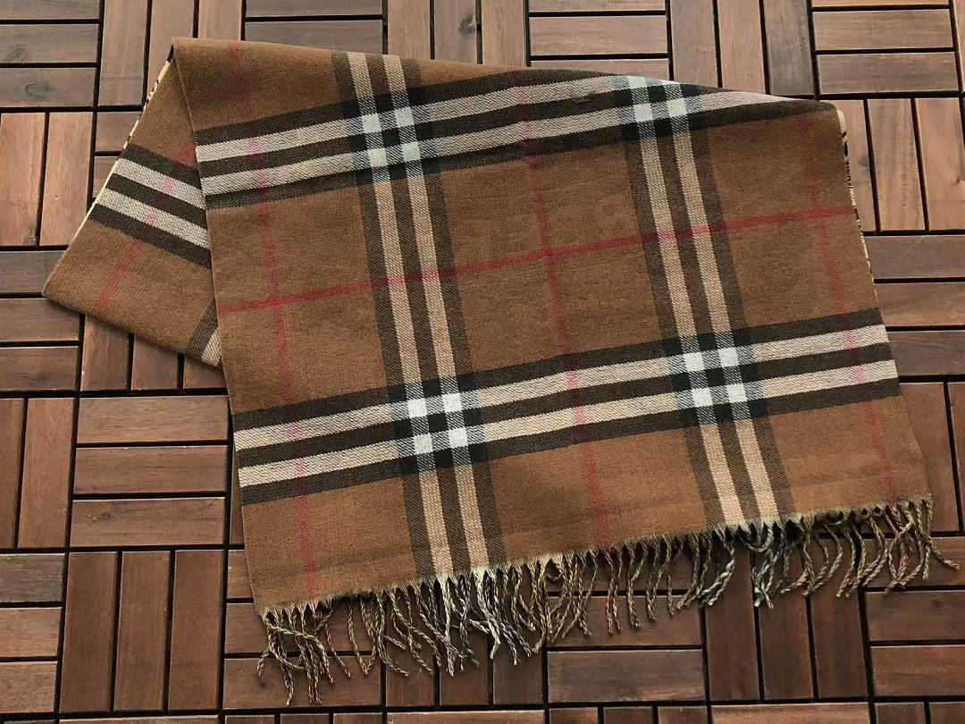 B🔥RB🔥RRY SCARF