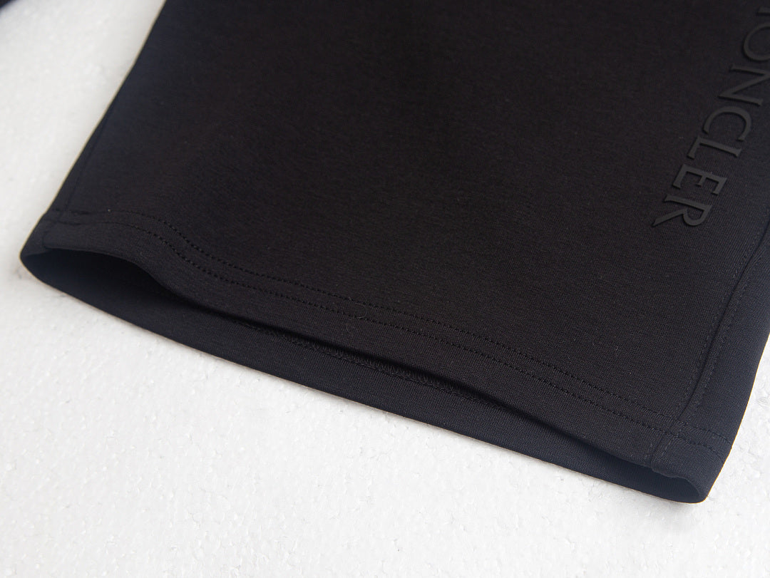 PANTALON CORTO MONCL£R