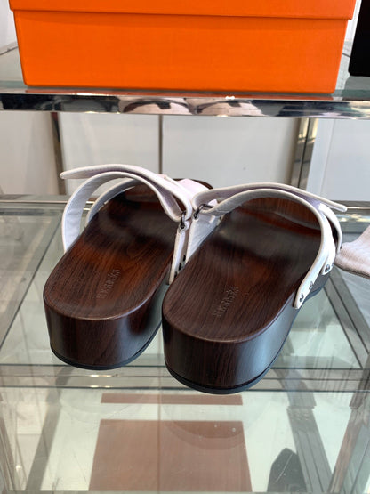 Hermès