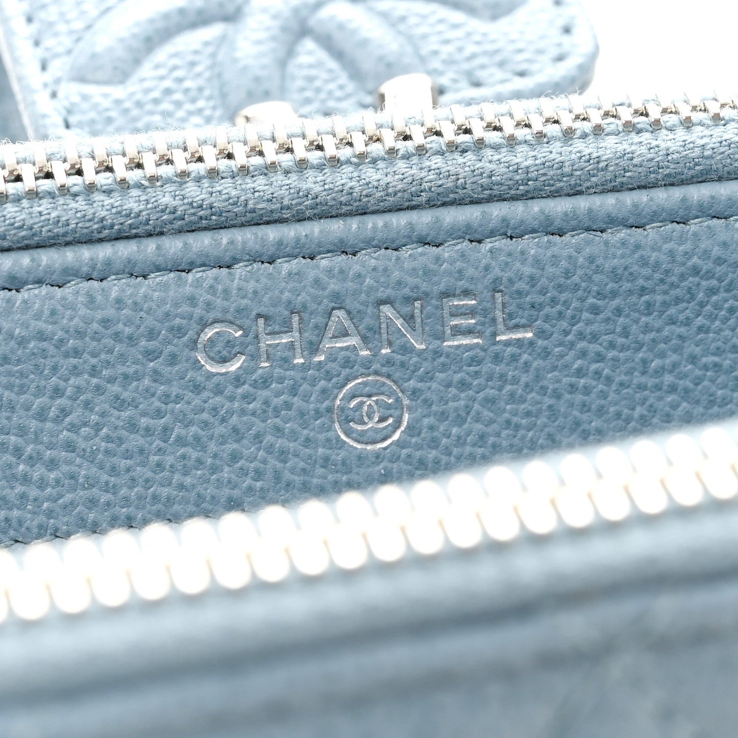 Grained Calfskin Quilted CC Box Clutch With Chain Blue