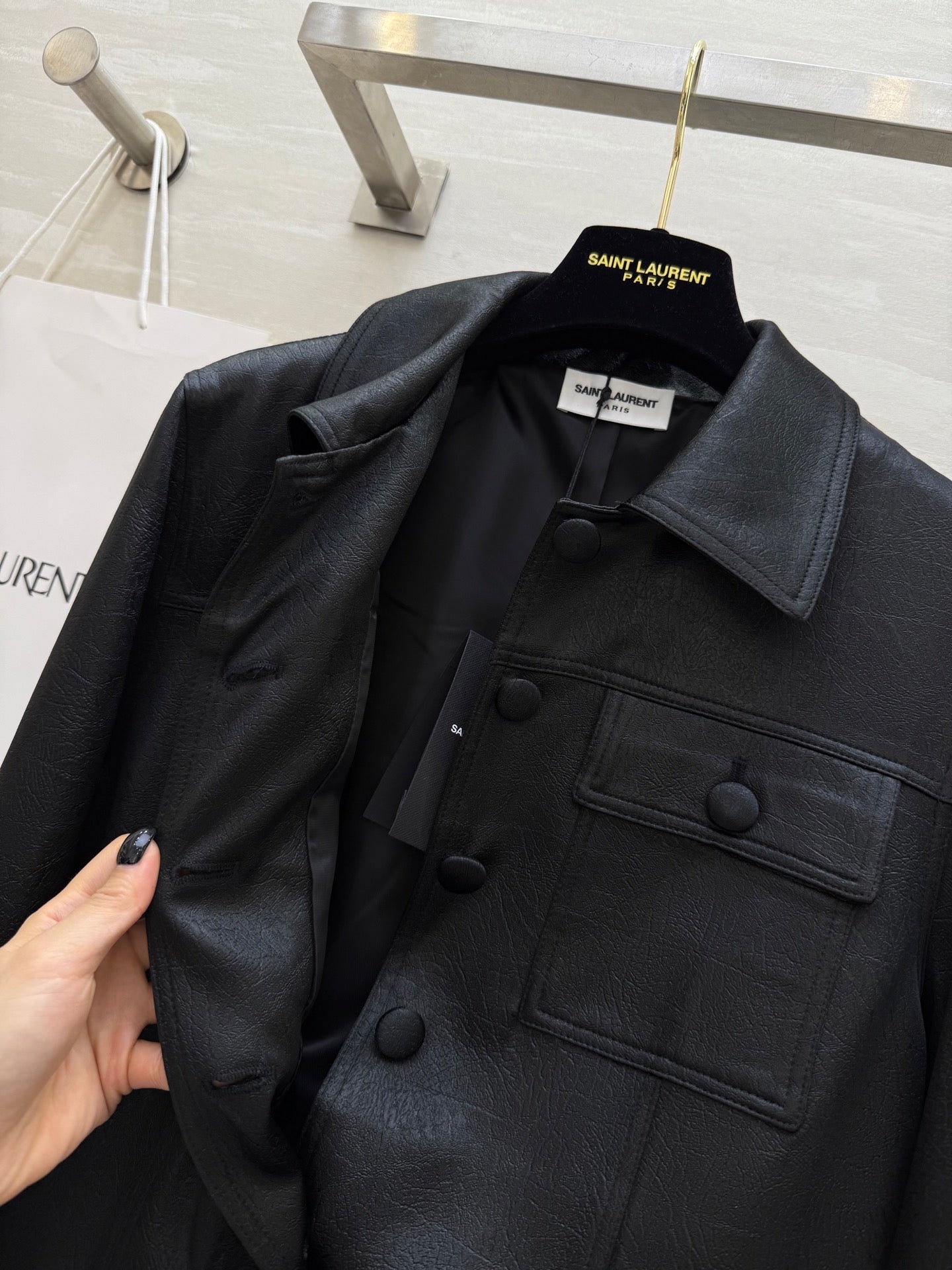 Saint Laurent