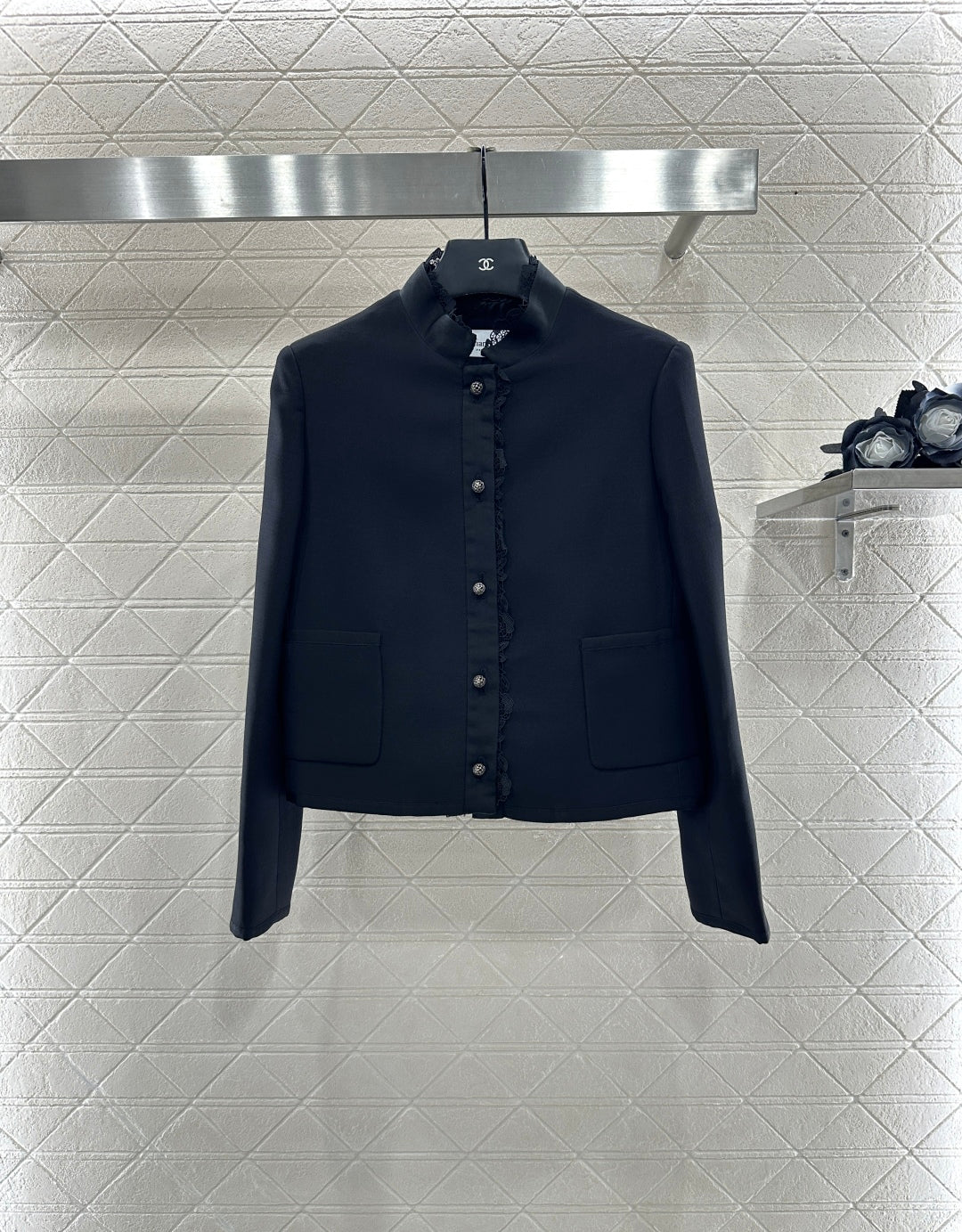 DIOR