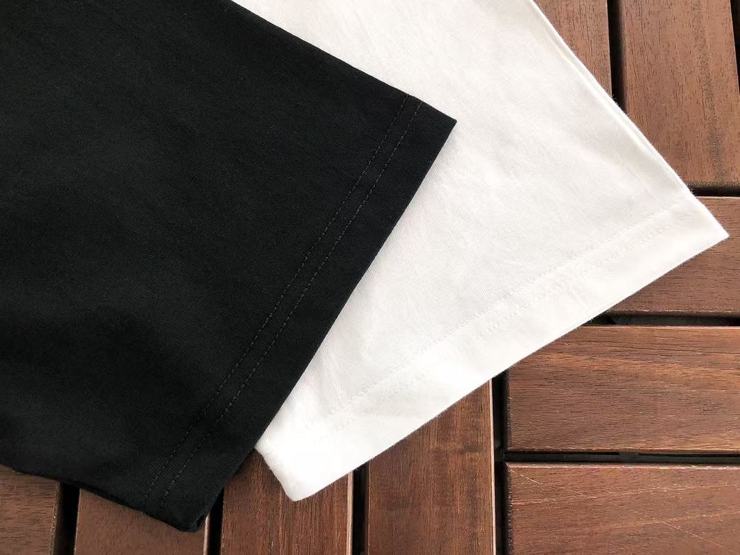 UNDEFEATED T-SHIRT