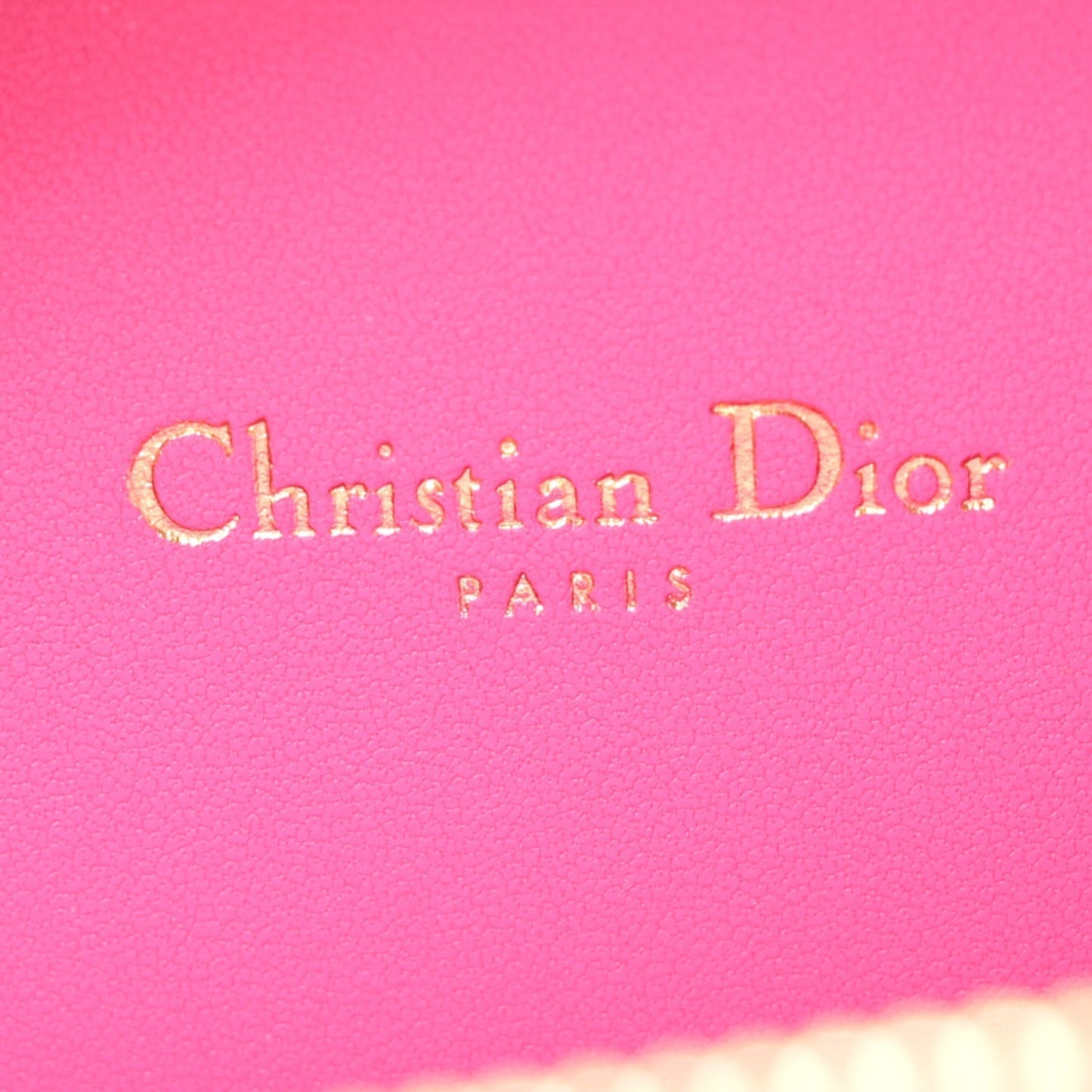 DIOR