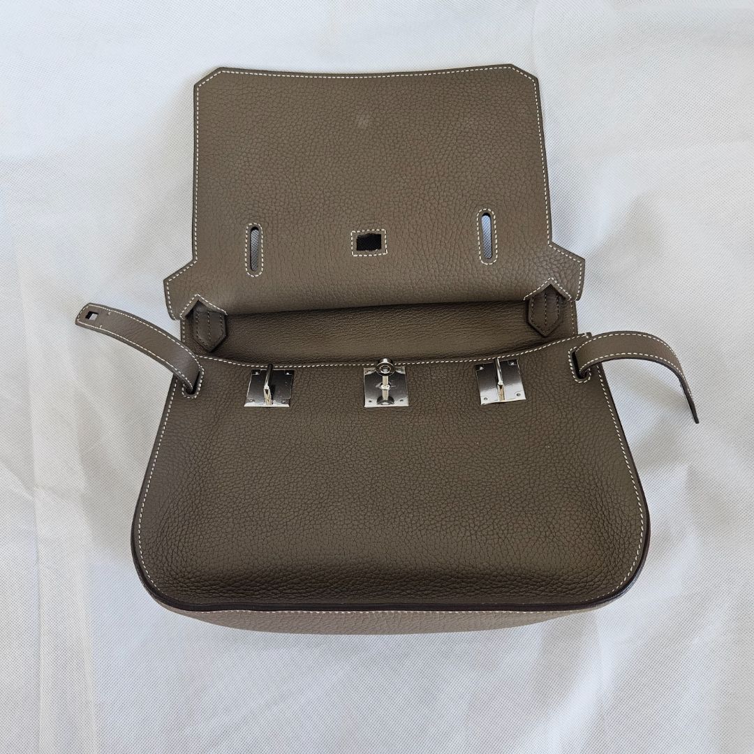 Hermès