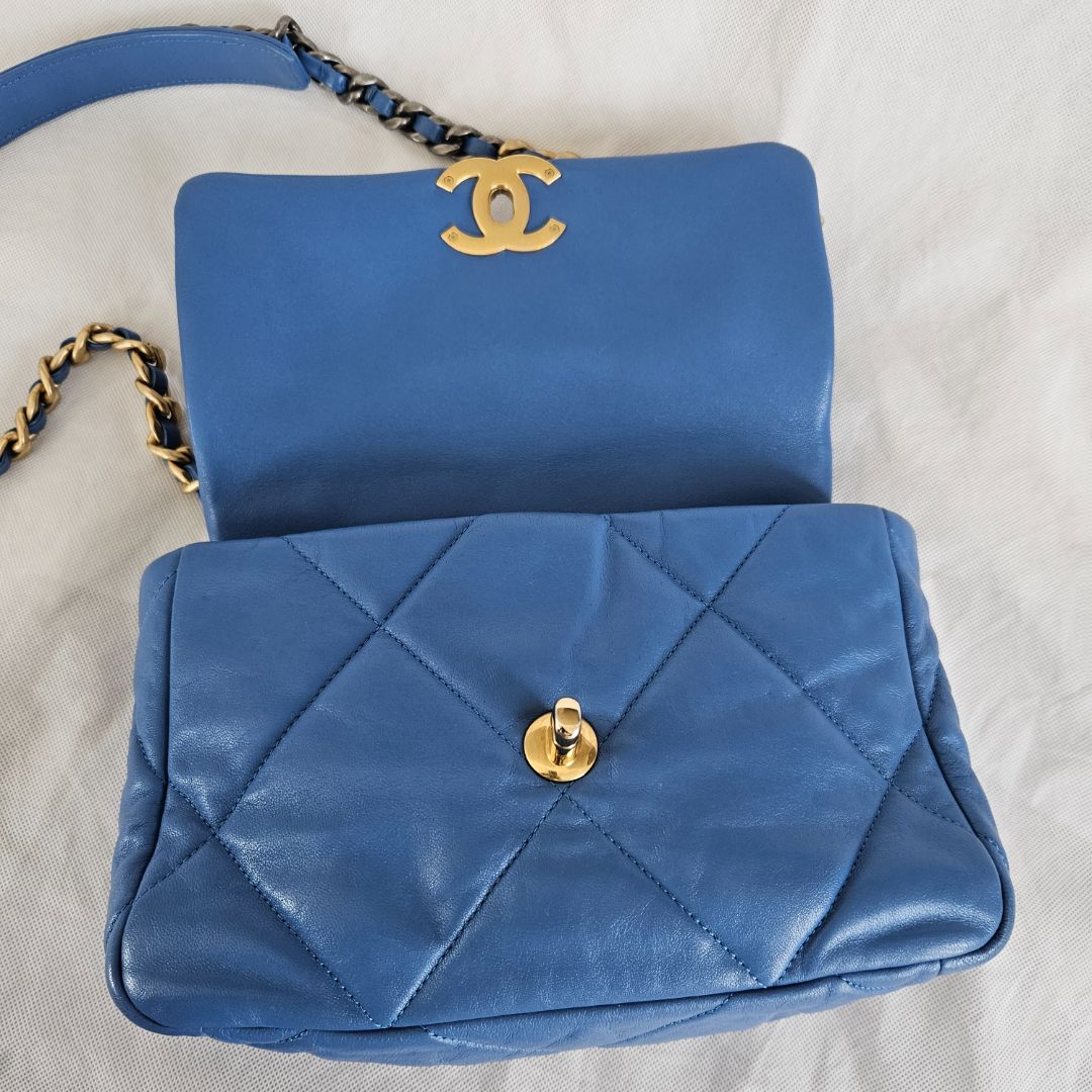 CHANEL