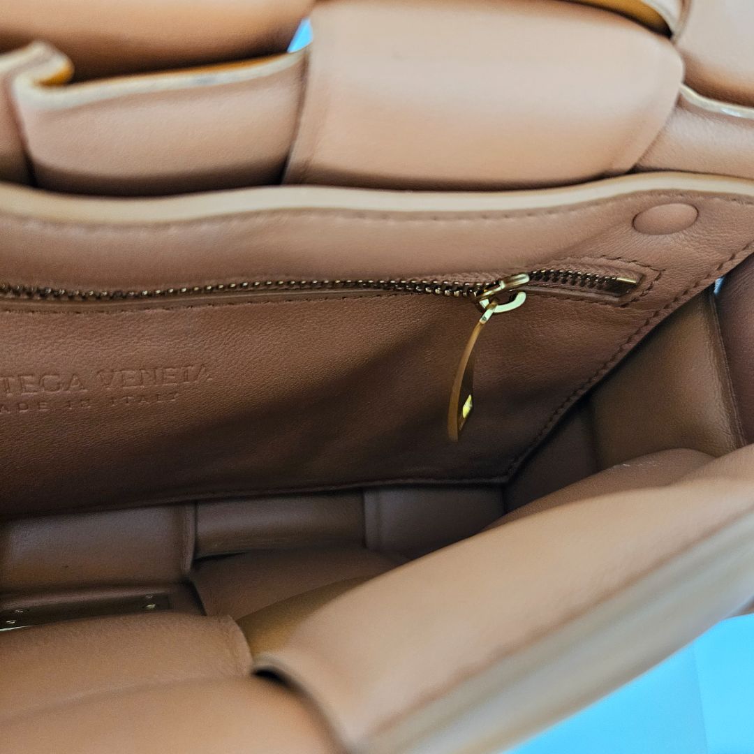 Bottega Veneta