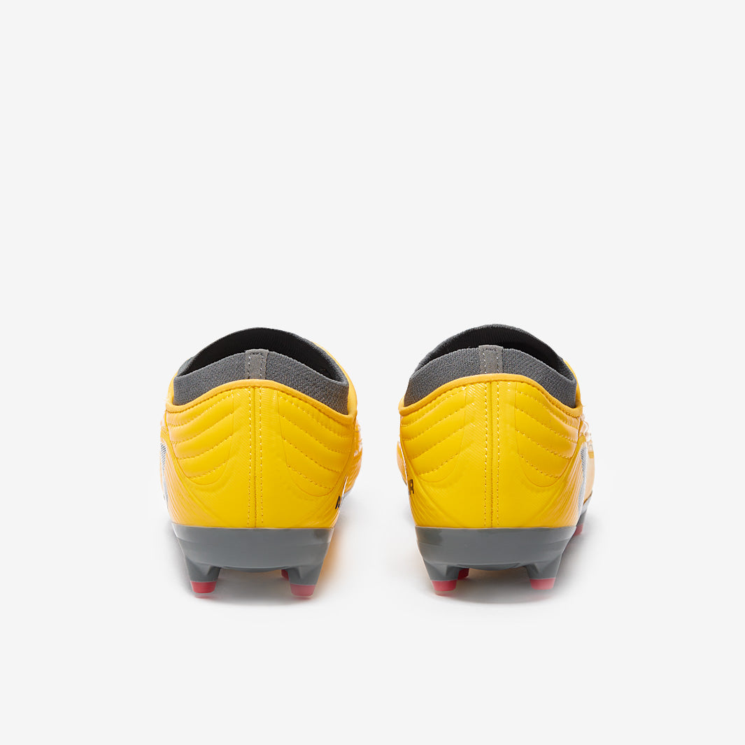 Under Armour Clone Magnetico Pro 4.0 FG