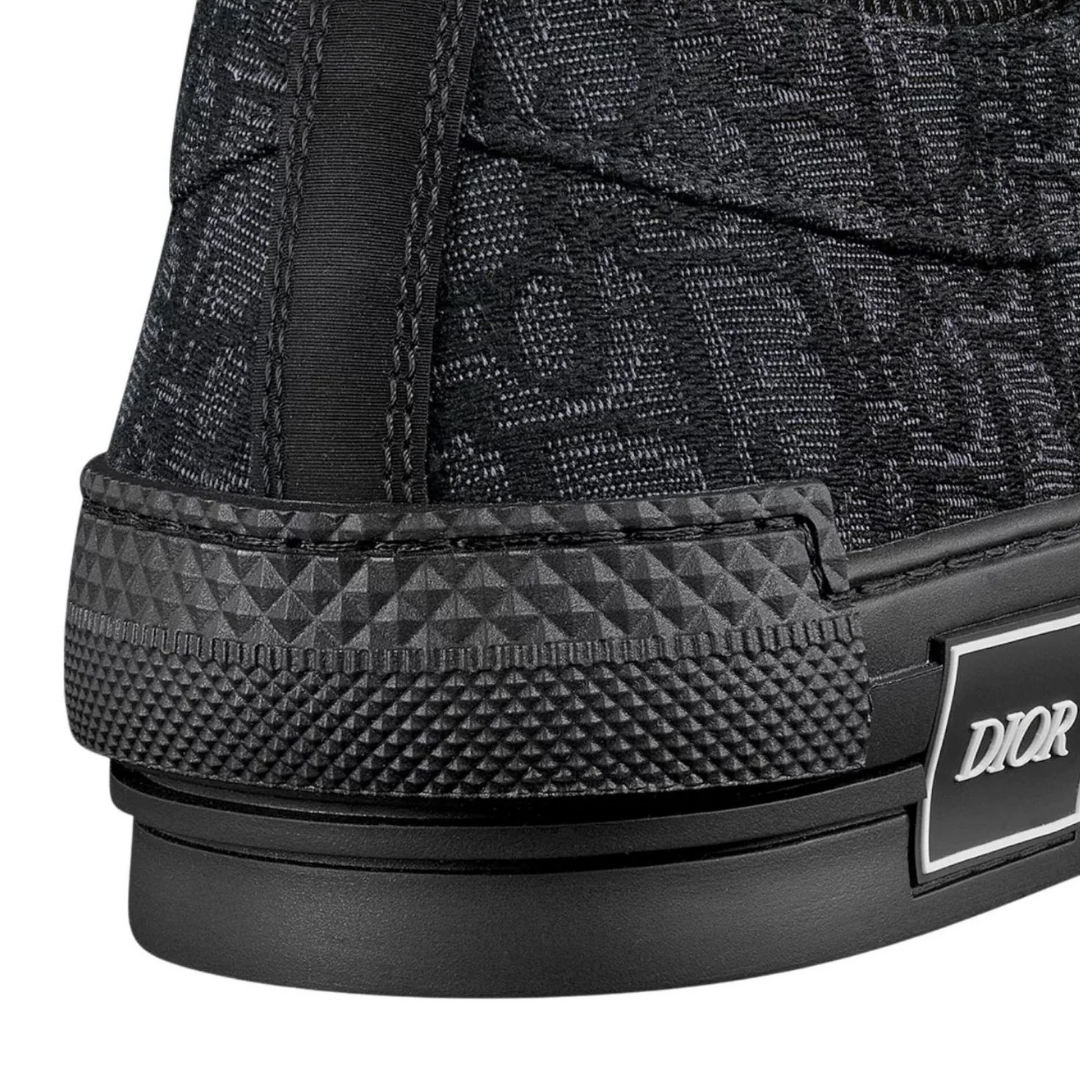 DIO/R B23 Low Oblique Black