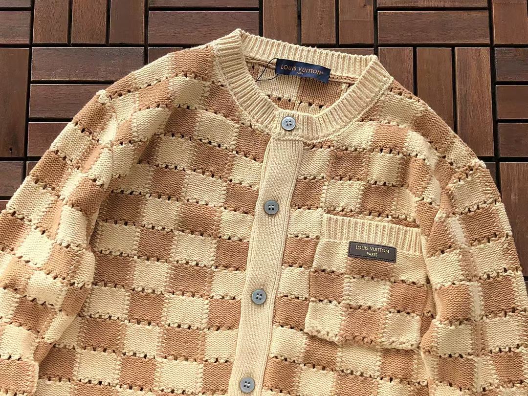 L🔥SWEATER