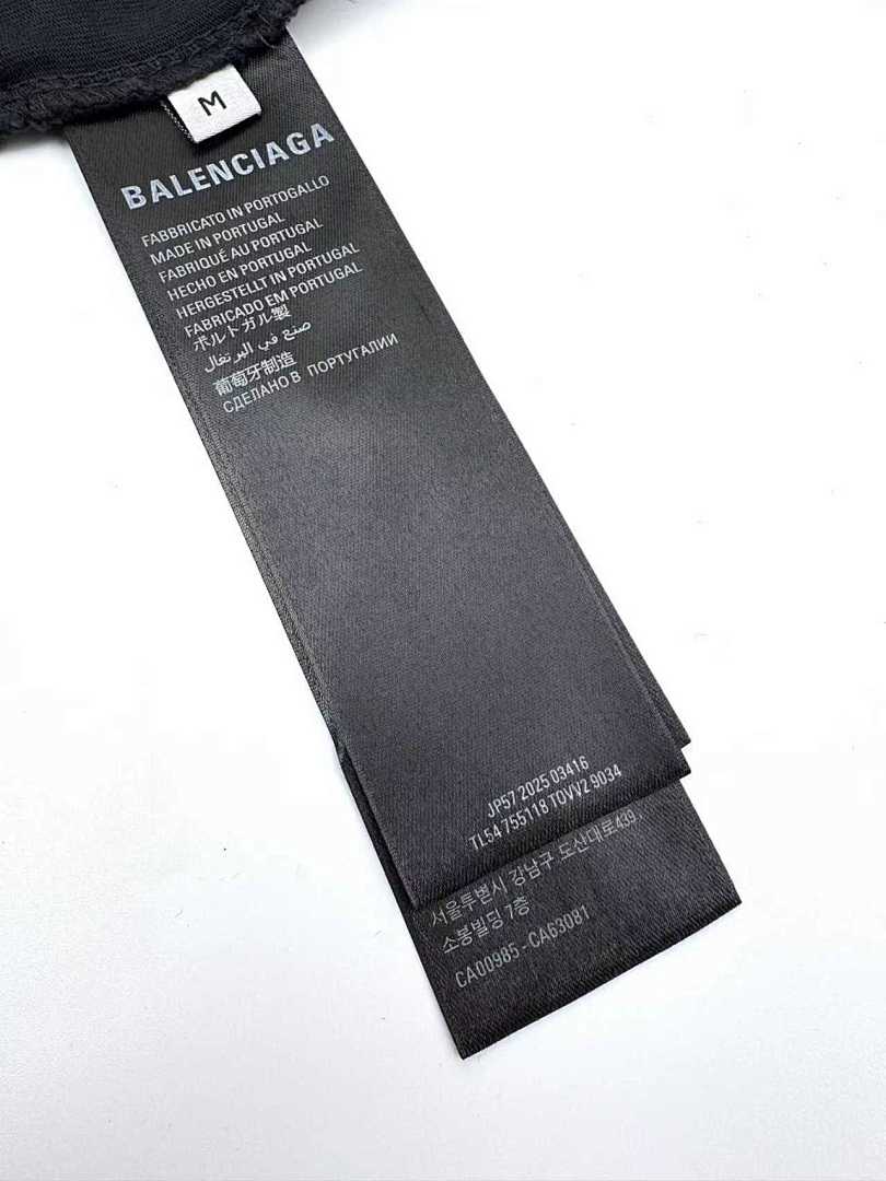 CAMISETA BALENÇIAGA - 02