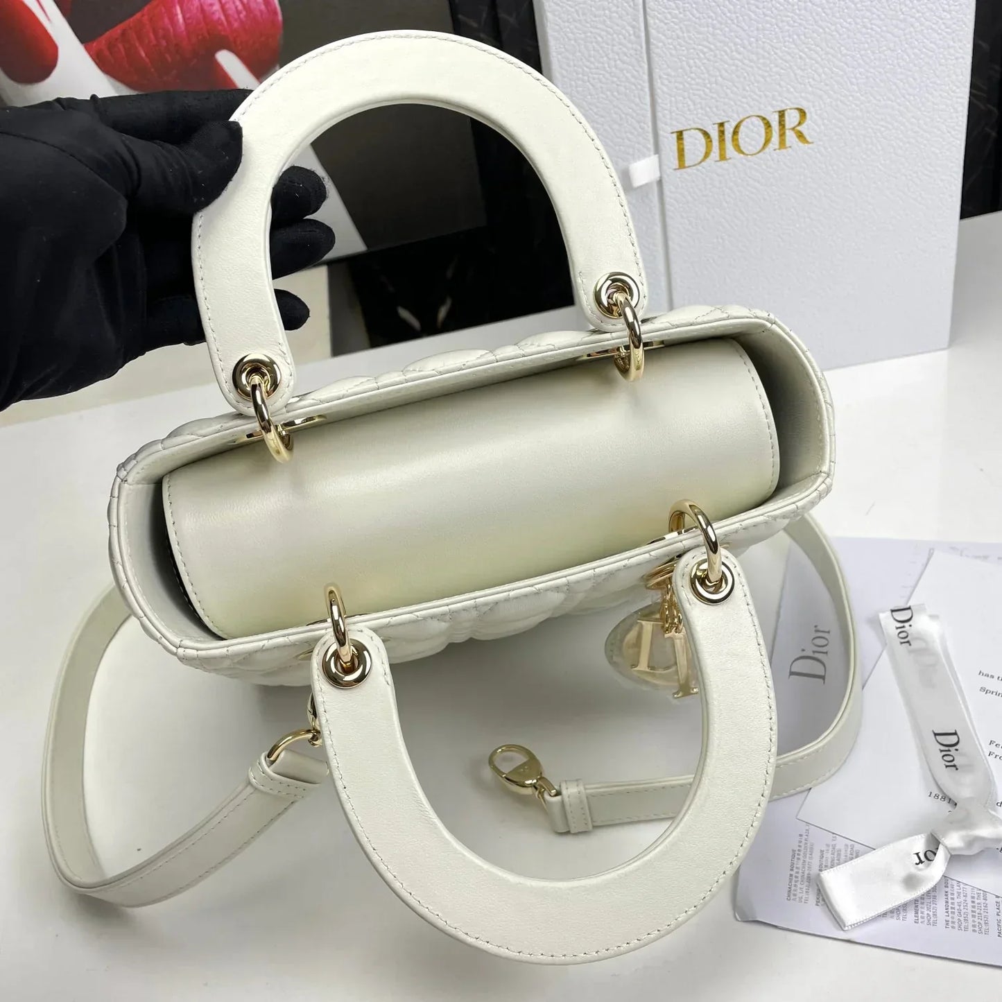 DIOR
