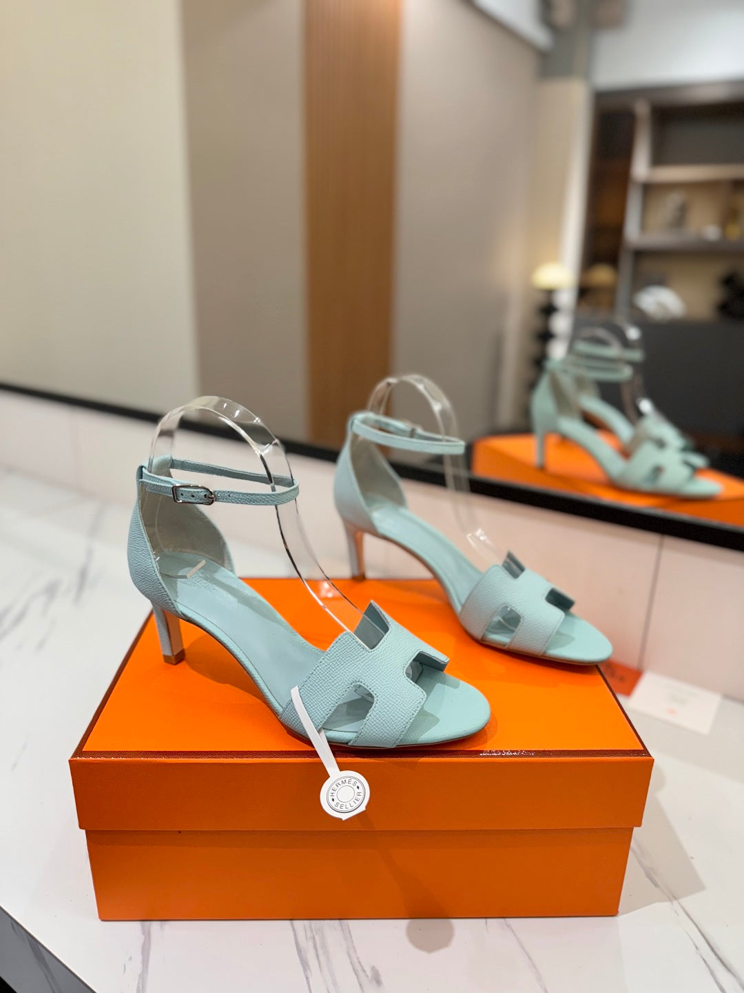 Hermès