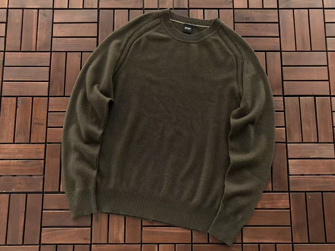 H🔥G🔥 B🔥🔥SWEATER