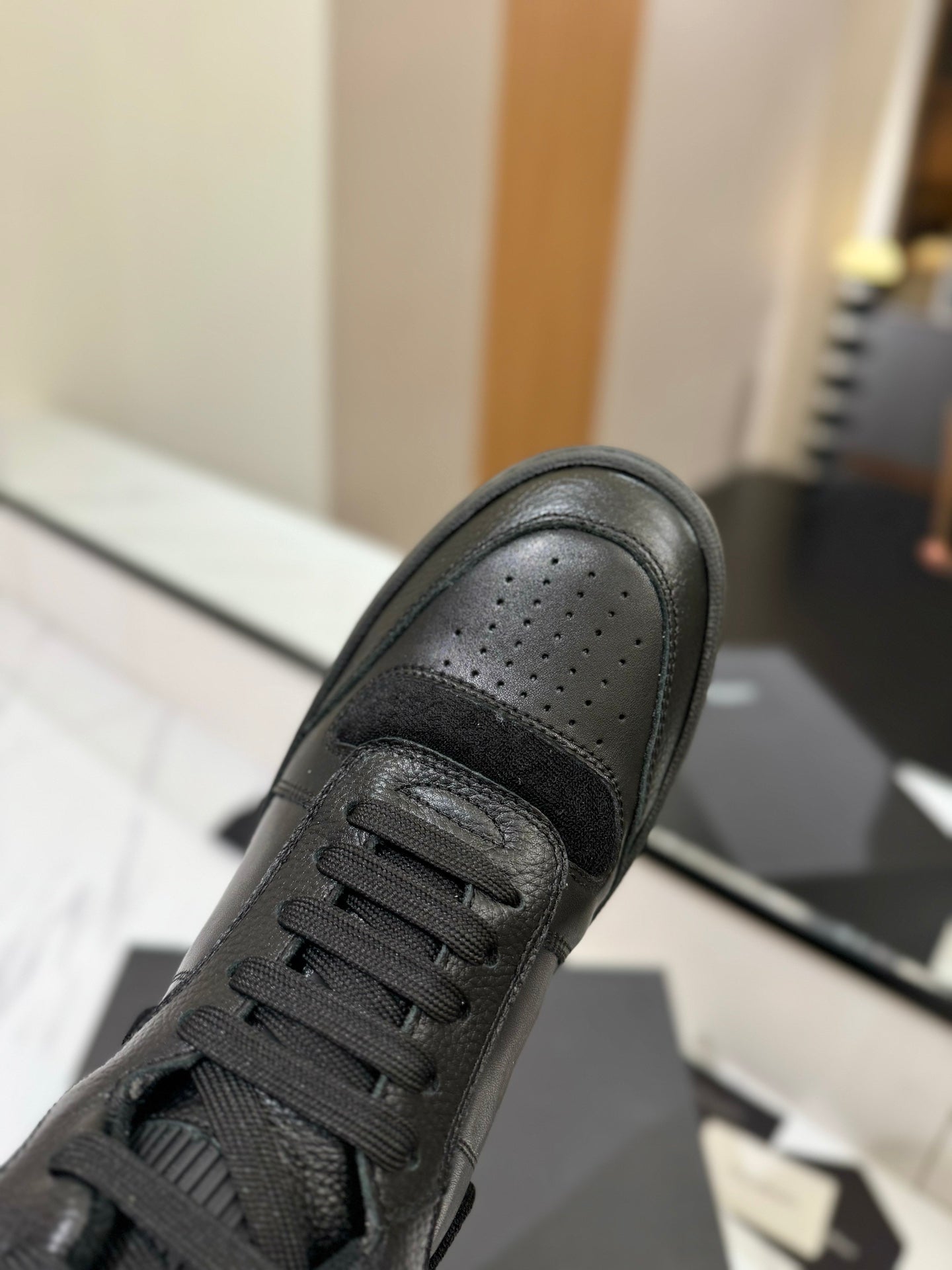 Saint Laurent