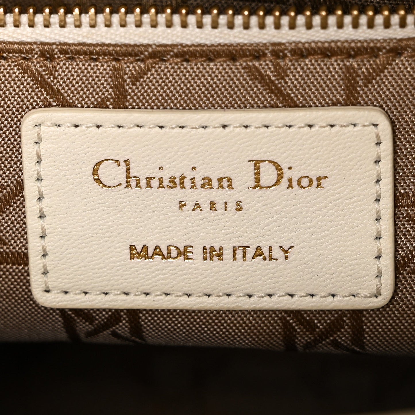DIOR