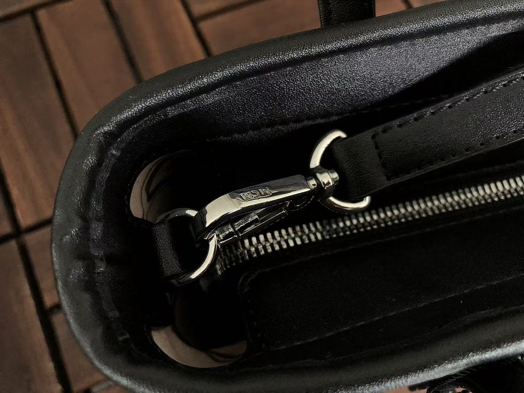 M🔥M BAG