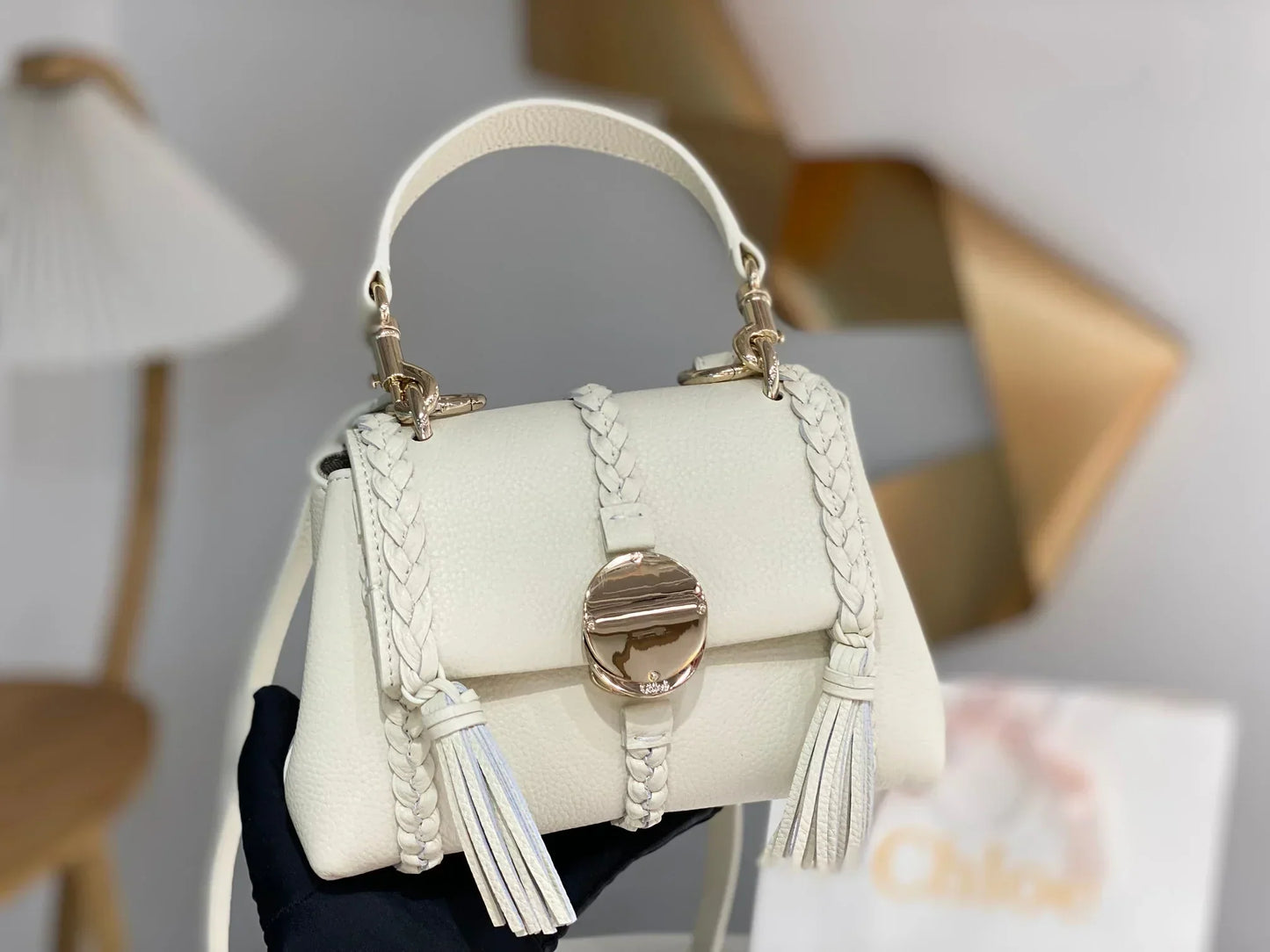 Chloé