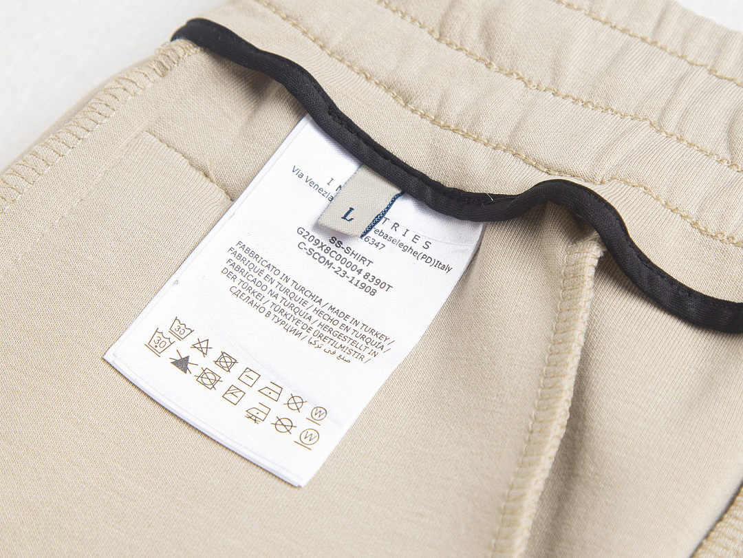 PANTALON CORTO MONCL£R