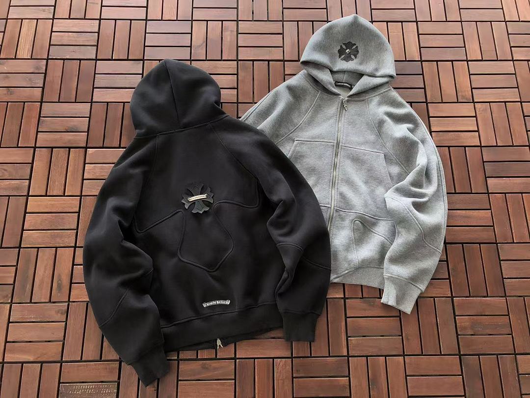 CH🔥OM🔥 HE🔥RTS HOODIE