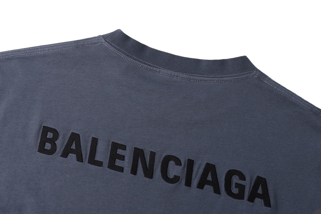CAMISETA BALENÇIAGA - 11